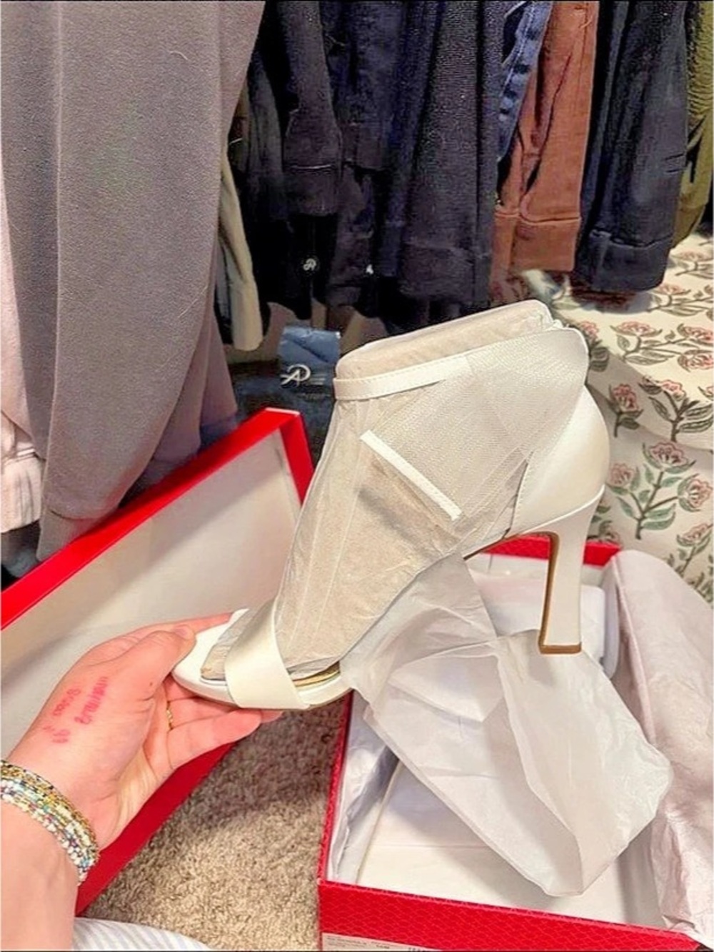 Kelly and Katie Heels in White US 10M NWT